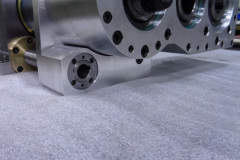 Close up of the lead screw power take off